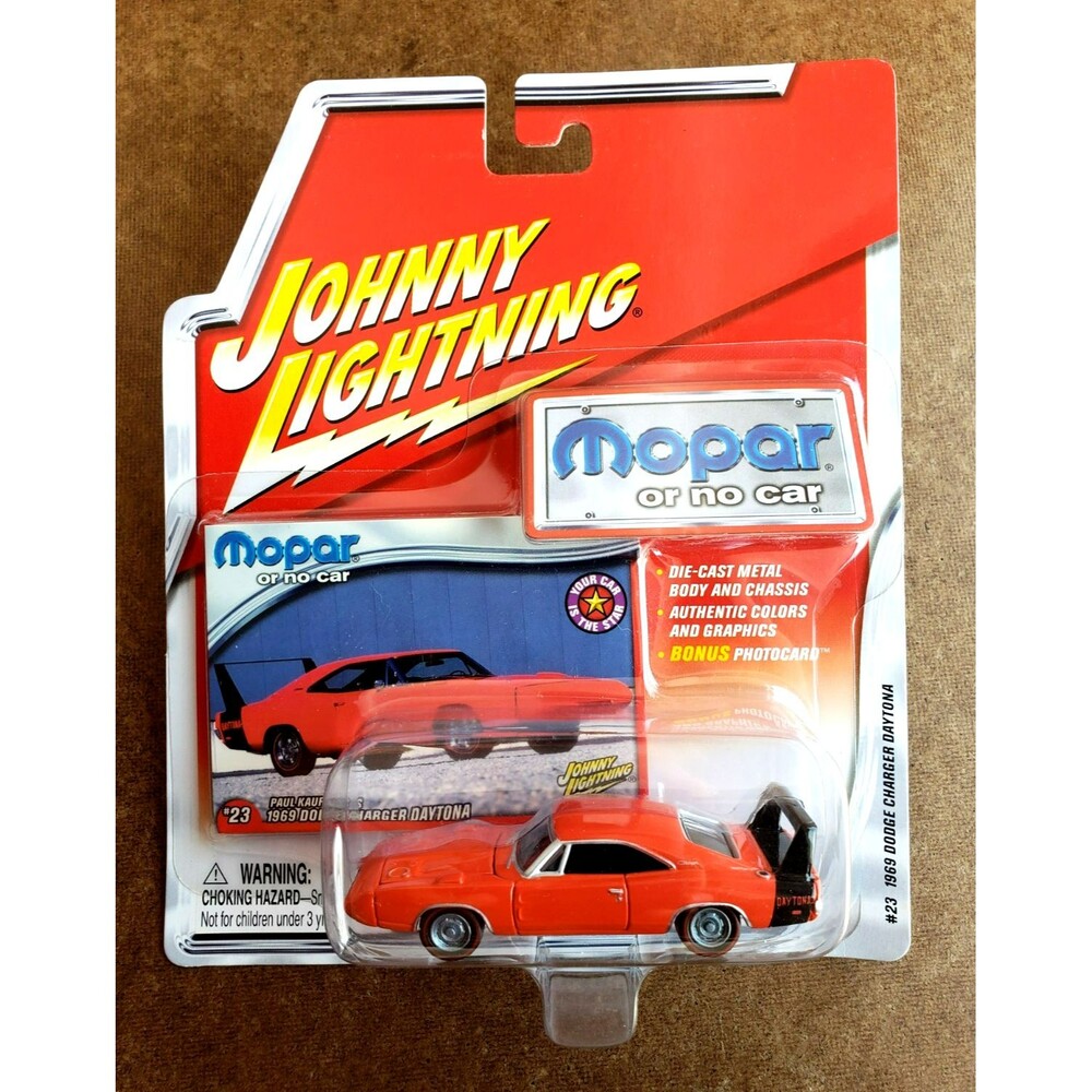 Johnny Lightning 1969 DODGE CHARGER DAYTONA #23 RED MOPAR OR NO CAR Photocard RR
